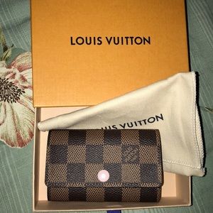 Damier Ebene Louis Vuitton 6 Ring Keyholder
